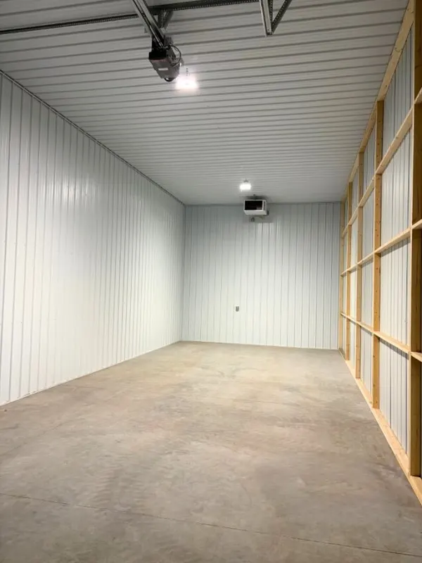 Mega MAK Storage Lake Okoboji, photo 5